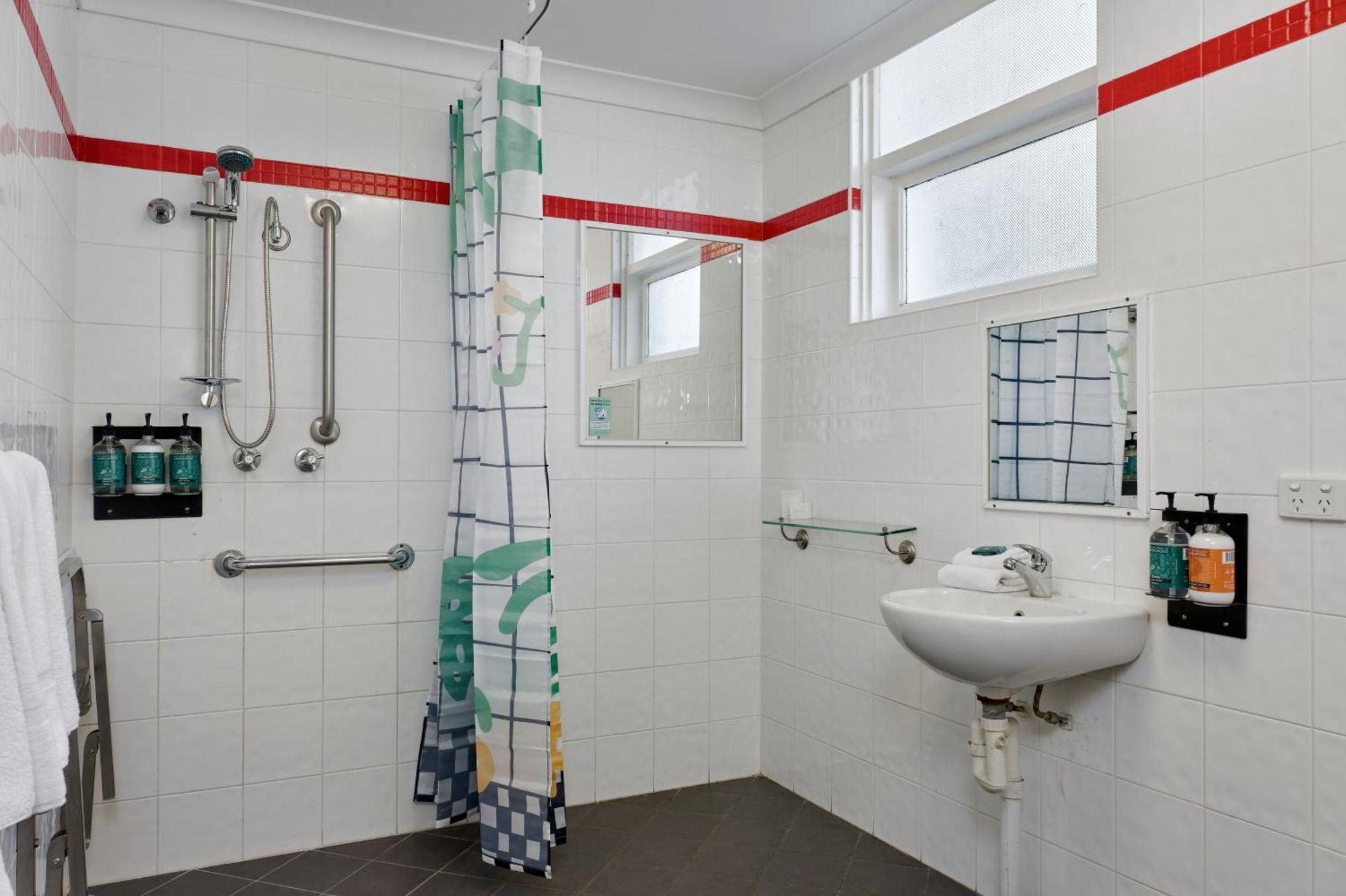 Baileys Parkside Motel By Vetroblu Perth Luaran gambar
